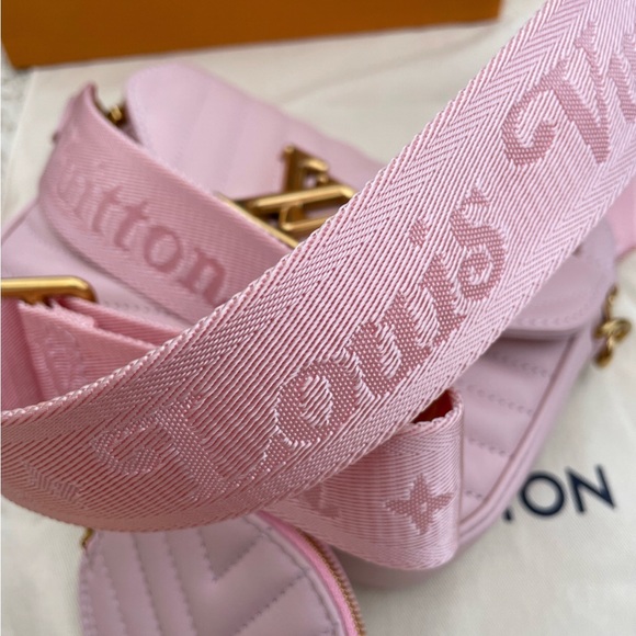 Louis Vuitton Wave Multi-Pochette Crossbody( Rose Ballerina) - Picture 5 of 11